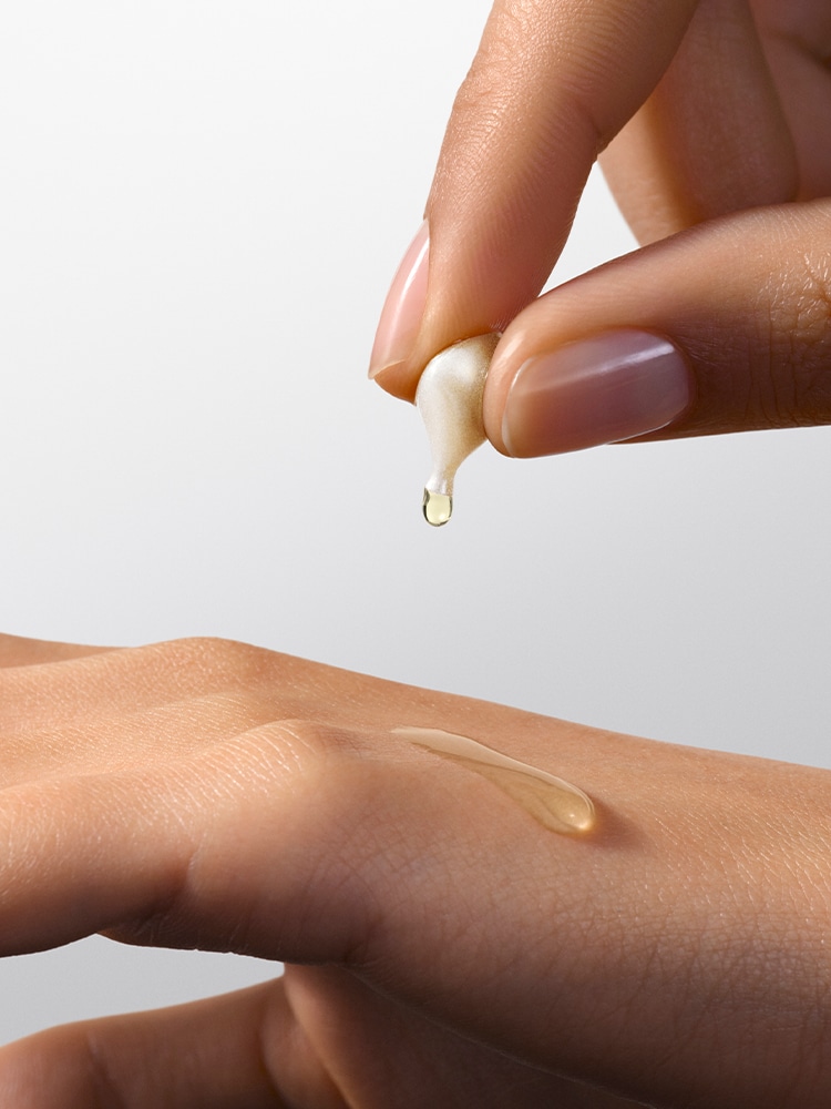 Éclat Sublime Youth Renewing Retinol Capsules, 20.4ml/.68floz